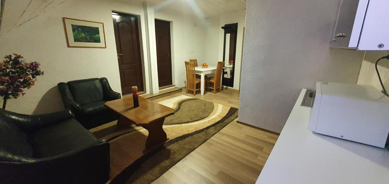 Ferienwohnung Apartman House Odorheiu Secuiesc Exterior foto